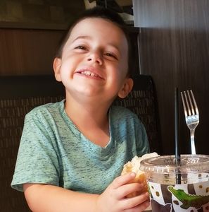 Meet your Posher, Connie